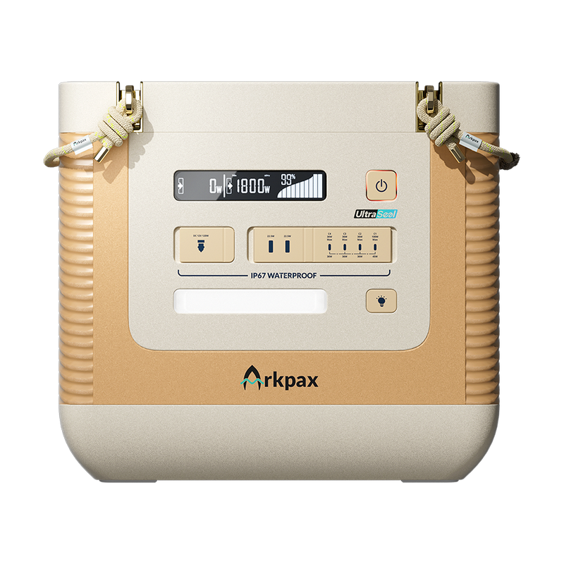 Arkpax Ark 1800W portable power station output panel